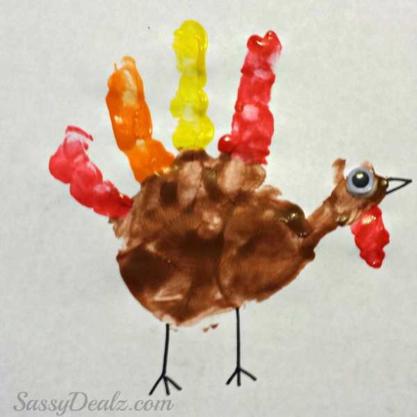 5 Easy Thanksgiving Crafts For You And Your Family