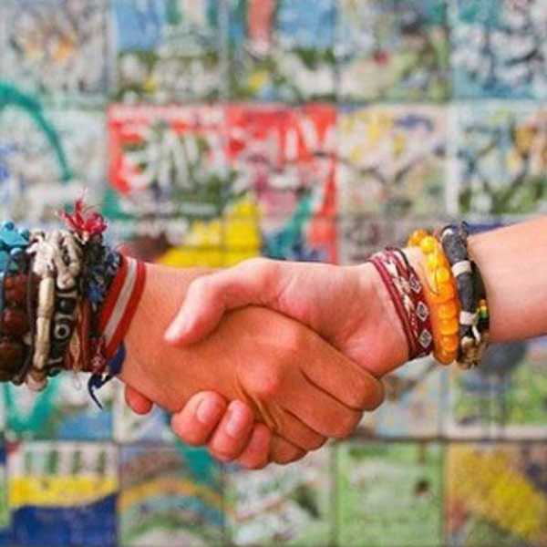 6 Tips to Win New Friends
