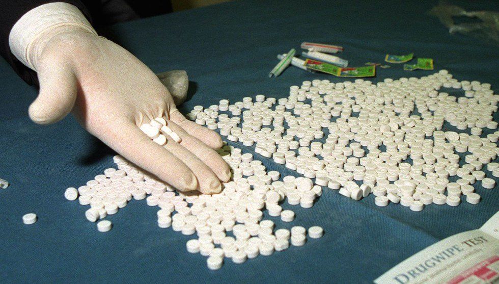 Sedatives, Secrecy and Seafood : South Africa's Bizarre Chemical Weapons Program