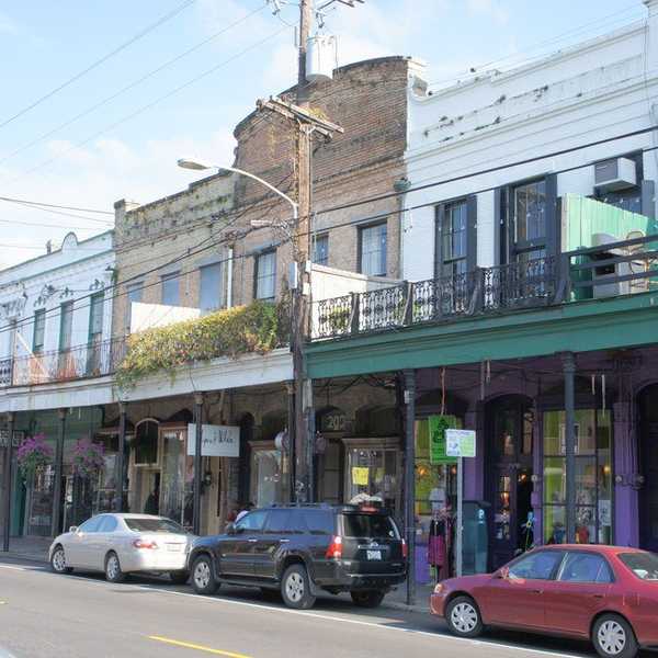 How To Eat Off Campus In New Orleans Without Going Broke