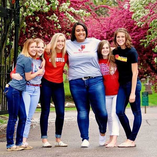 8 Lies You Were Told About College During High School