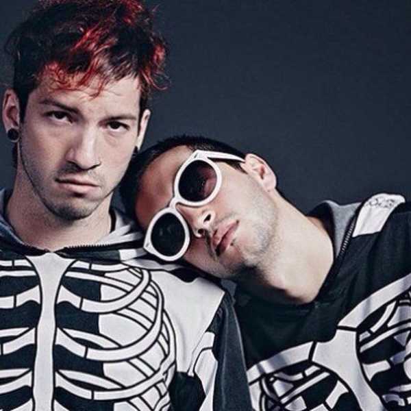 21 Memes You'll Get If You're A TØP Fan