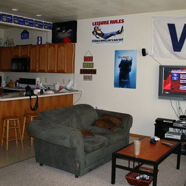 Things That No One Tells You About Living Off-Campus