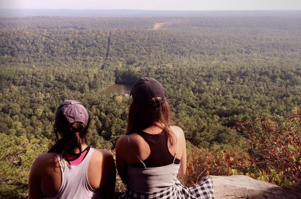 How Hiking Heals Your Mind, Body, and Soul