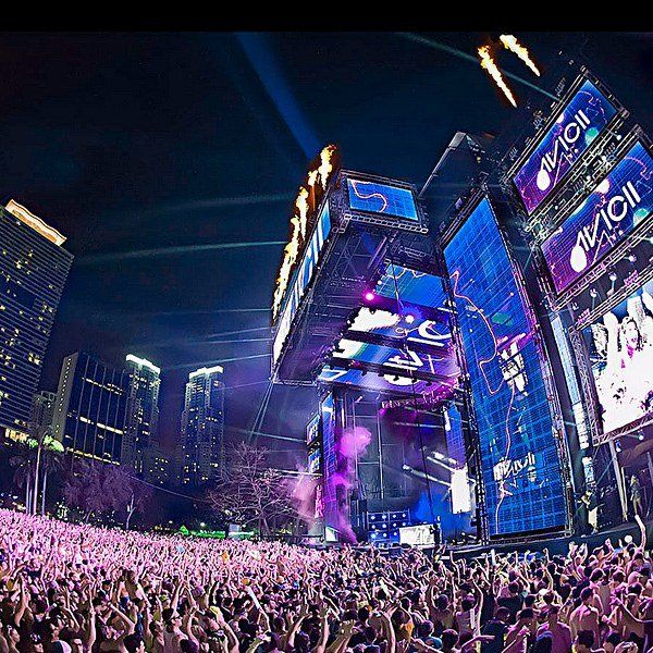 10 Songs And Artists That Don't Get Enough Credit