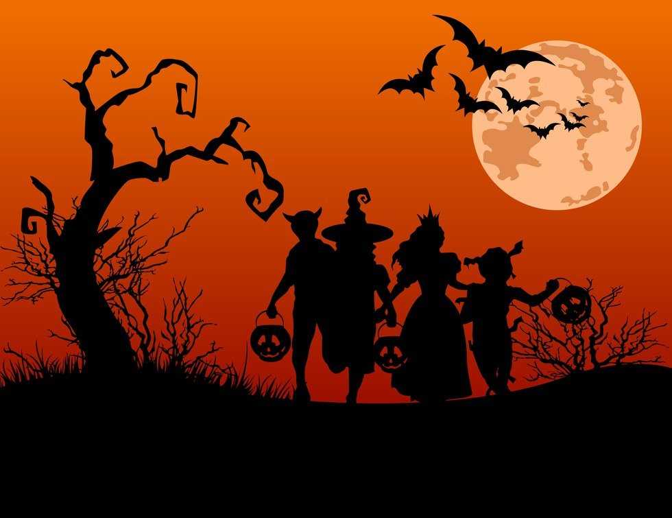 7 Last Minute Halloween Costumes