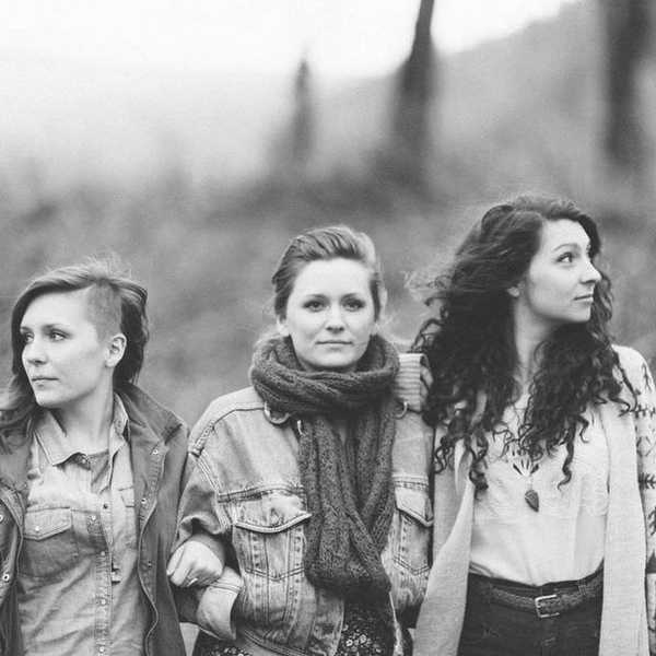 10 Lesser-Known Musical Artists You Need To Check Out