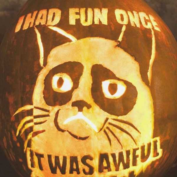 10 Meme-Inspired Costumes