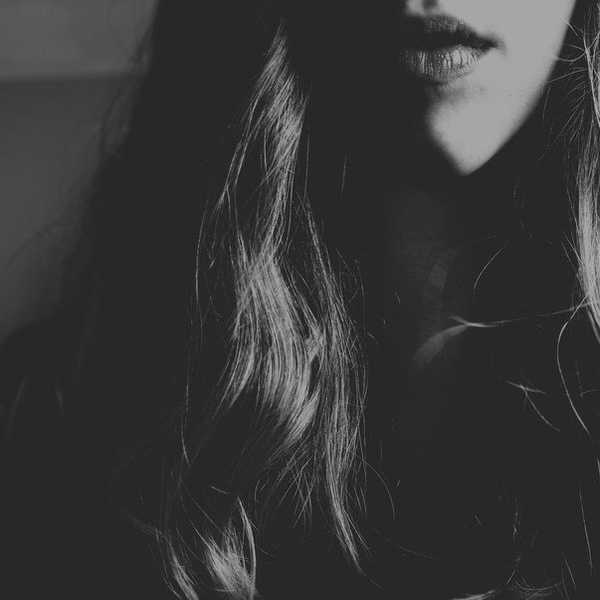 11 Signs You Have Thick Hair