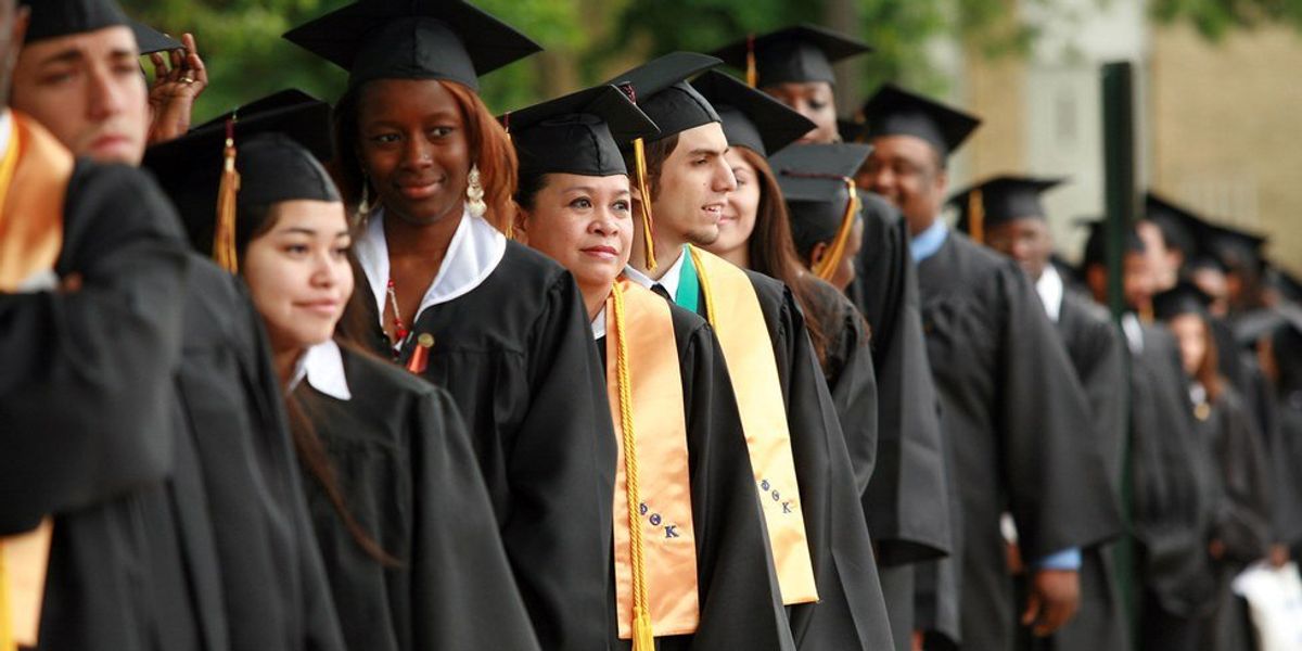 Before Graduation 10 things To Do Before Graduating College | The Odyssey Online