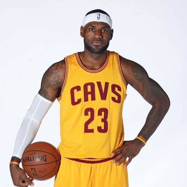Top 8 Small Forwards In NBA History