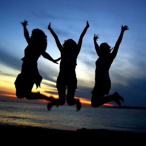 10 Quotes About Friendship To Make You Appreciate Your Friends More Than Ever