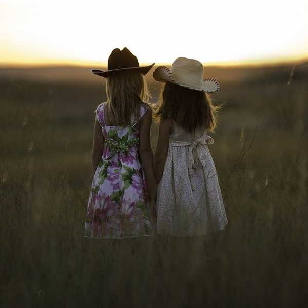 10 Reasons Why Having A Sister Rocks