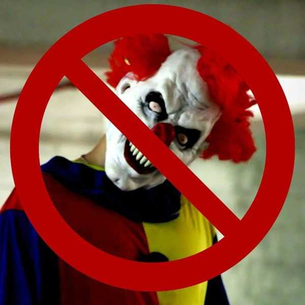 PSA: Do Not Dress As A Killer Clown This Halloween