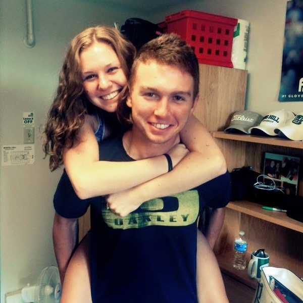10 Signs That Your Sibling Is Really Your Best Friend