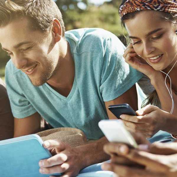 Why I Refuse To Constantly Be Tied To My Phone