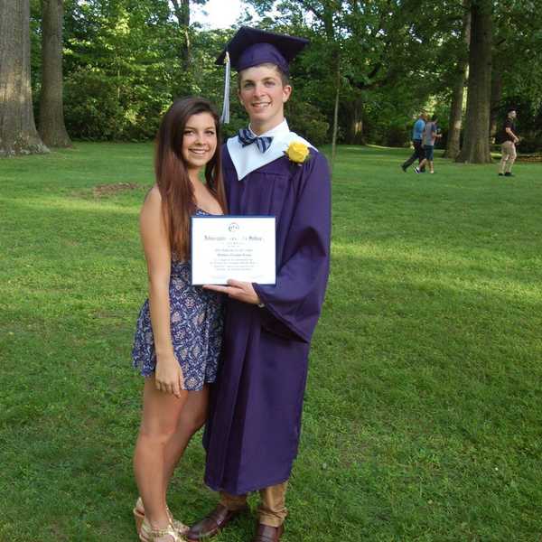 10 Ways I Grew Closer With My Brother When We Went To Different Colleges