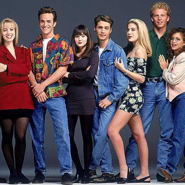 10 Trends Proving The 80's Are Coming Back