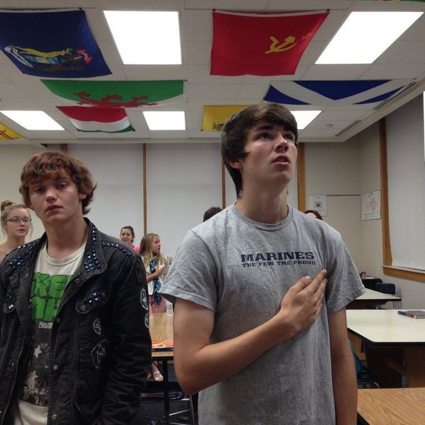 I Asked 10 Students Why They Do Or Don't Say The Pledge Of Allegiance