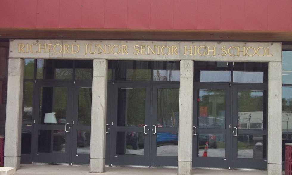 10 Things You Know When You're From A Small Town