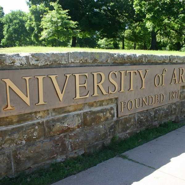 9 Things That Happen to College Freshmen