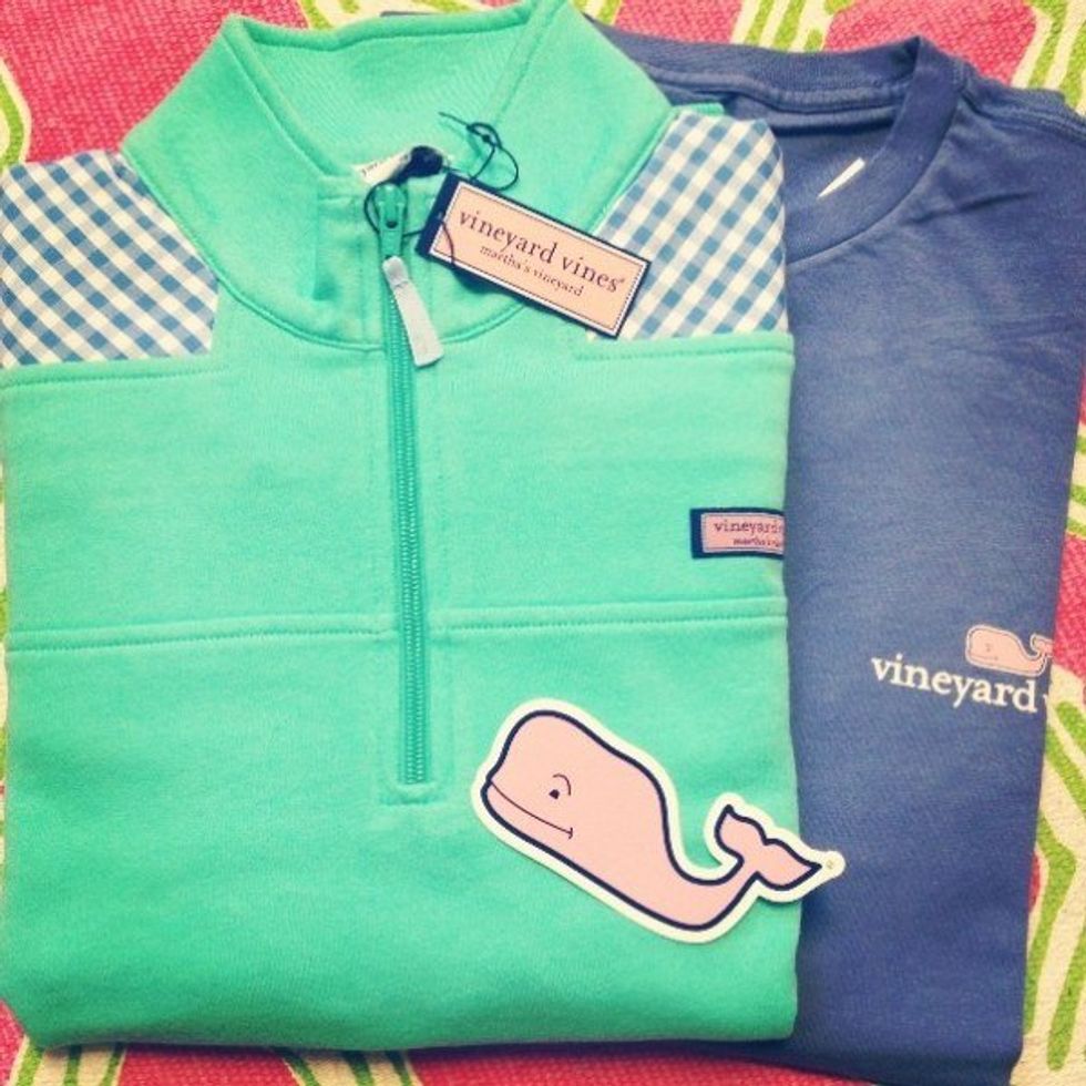 5 Thoughts Vineyard Vines Addicts Have When Shopping in Vineyard Vines