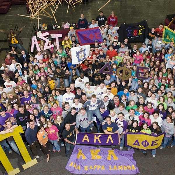 5 Reasons To Join Greek Life