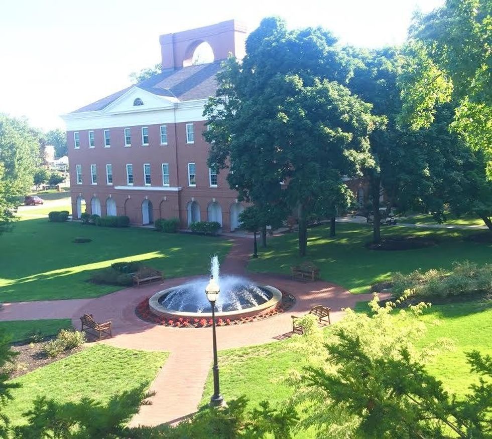 26 Silly Little Things You Love About Going To LEC