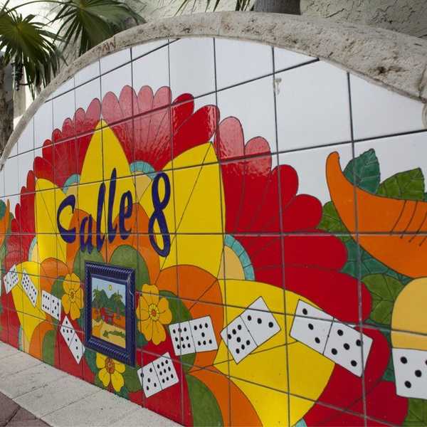 A Connecticut Yankee In Calle Ocho