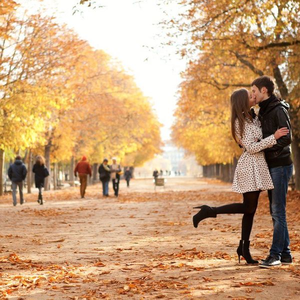 21 Fun Date Ideas For The Fall