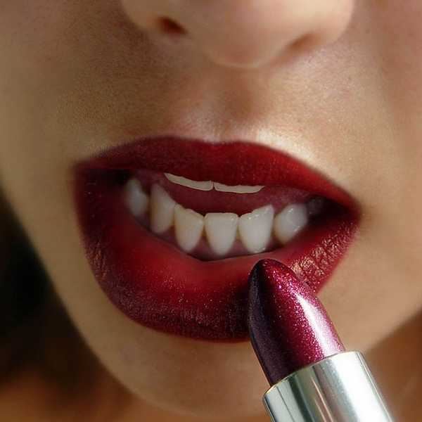 7 Lip Colors You Need This Fall