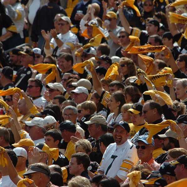 7 Things Only Passionate Football Fans Understand