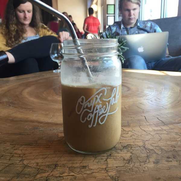 Top 5 Ways to Spot a True Hipster