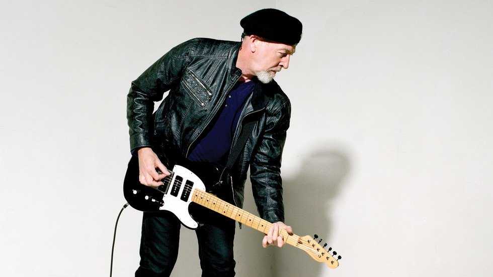 Introducing Richard Thompson: 10 Videos To Make You An Instant Fan