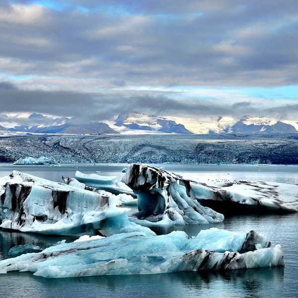 4 Places to Check Out in Iceland
