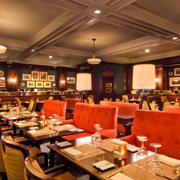 11 People You'll Encounter While Working In A Restaurant