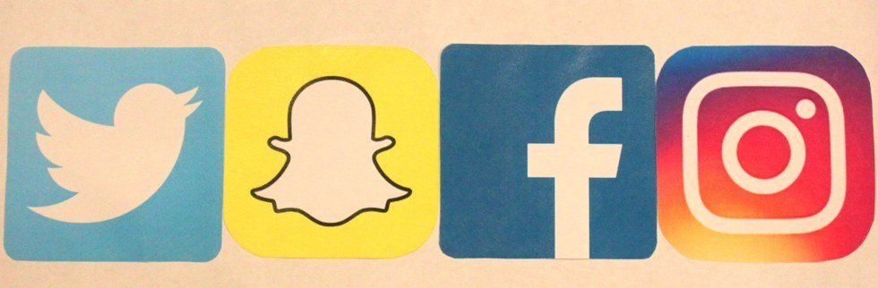 Small Minds Subtweet