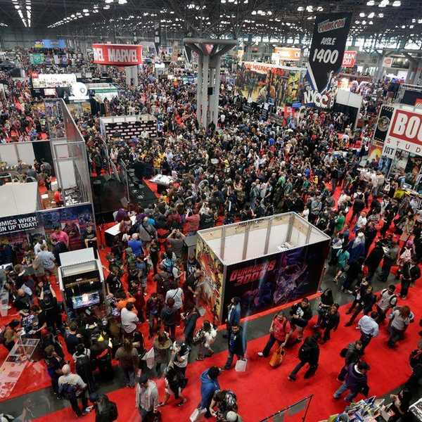 Going To A Convention Alone Vs. With Friends