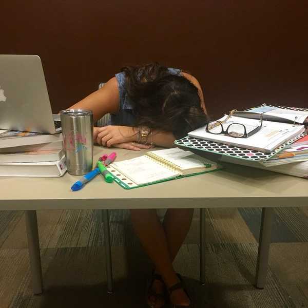 7 Ways To Manage Your Stress This Semester