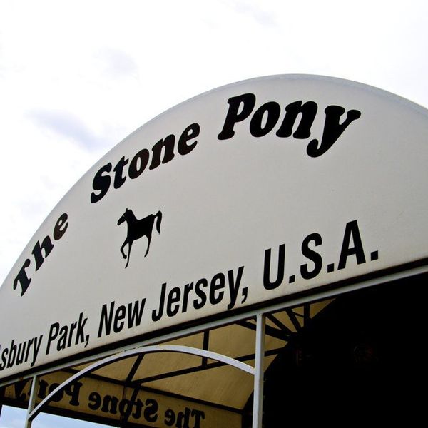 From Dive Bars to Amphitheaters: Iconic New Jersey Music Venues