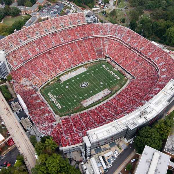 10 Reasons Why Football Season Is The Best Season