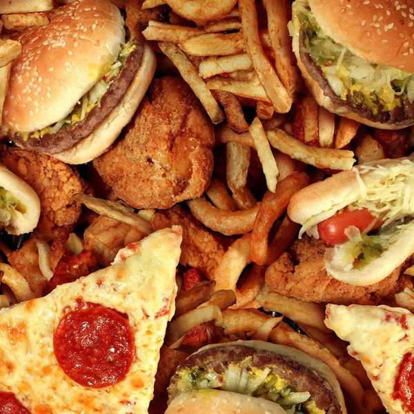 3 Major Reasons For The Freshman Fifteen