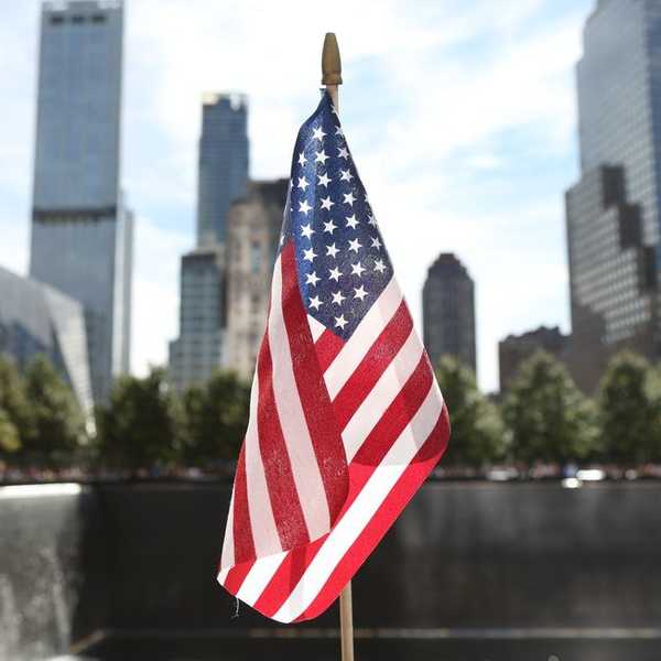 Photographing The Pain Of Others At The 9/11 Memorial