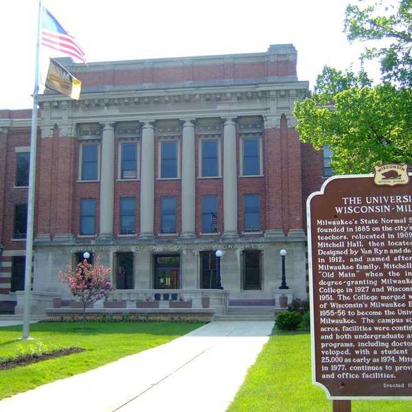 10 Quick Campus Safety Tips