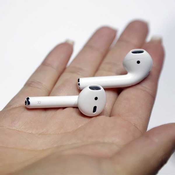 7 Reasons Why People Hate The New AirPods