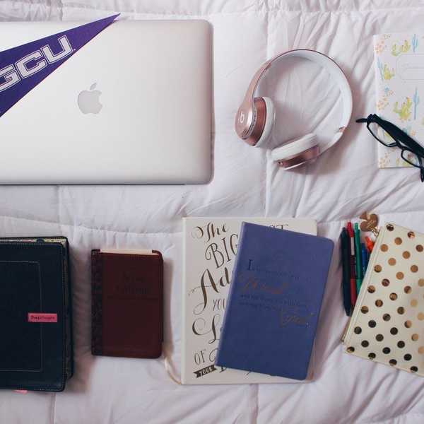 5 Things You Will Miss When You Are In College