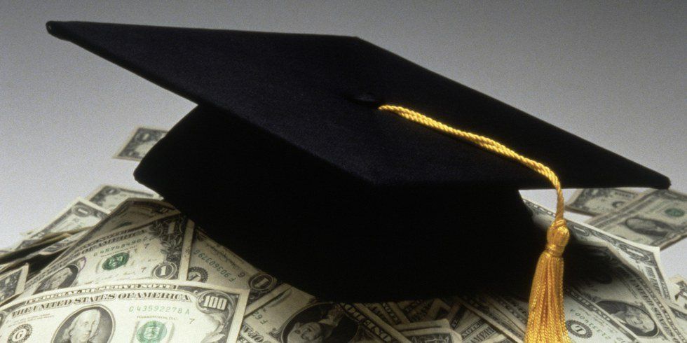 What It's Really Like To Be In Debt In College