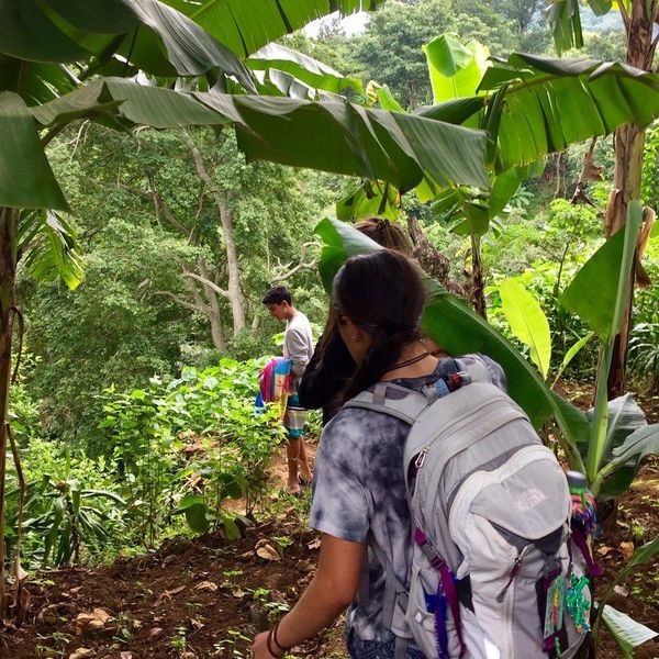 10 Incredible Things That You Discover When You Travel Alone