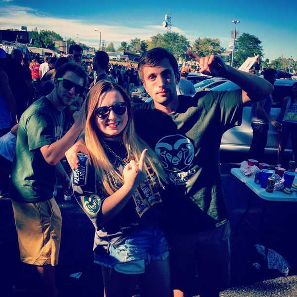 16 Ways To Go Hard For Your Home Team