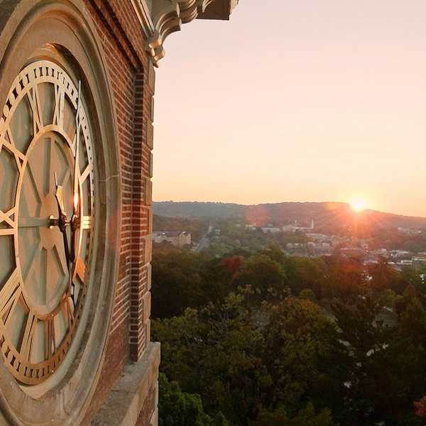6 Real Reasons To Get A Degree In Social Work